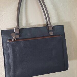 Ladies leather  bag